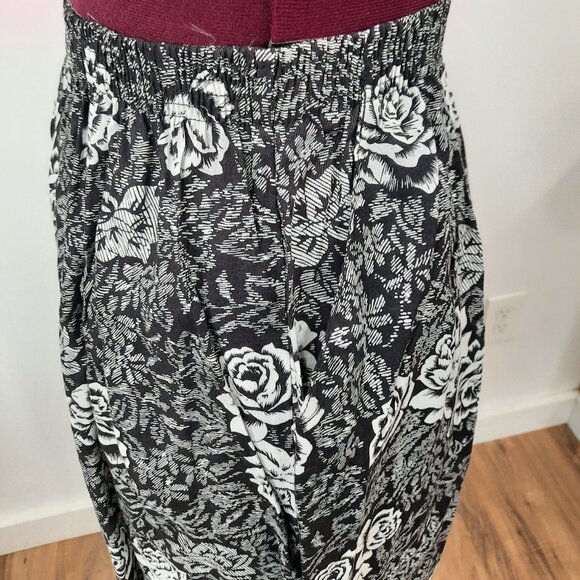 Vtg 70s black & white floral skirt - Carole Wren for Montgomery Ward - NWT - Picture 6 of 11